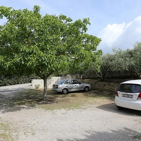Apartamento With A Parking Space Lumbarda, Korcula - 4411