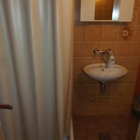 With A Parking Space Lumbarda, Korcula - 4411 Apartamento Lumbarda