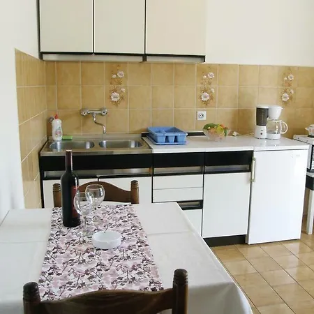Apartamento With A Parking Space Lumbarda, Korcula - 4411 Lumbarda